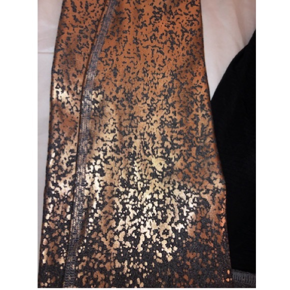 Beyond the Bump Leggings - Picture 6 of 16